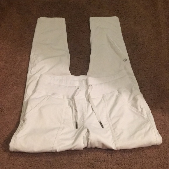 LULULEMON Street to Studio pants - Picture 4 of 8